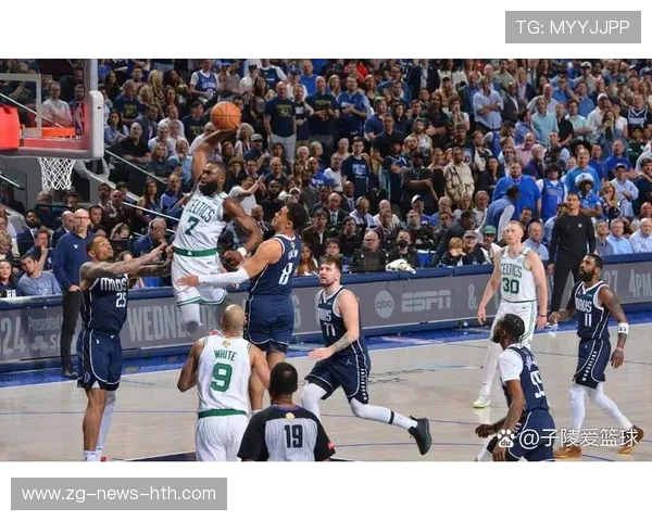凯尔特人全套战术流畅无比,防守端完全锁死对手